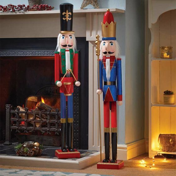 Nutcracker Mega - Traditional